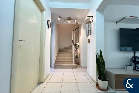 Villa til salg i The Springs, Dubai, UAE 2 soveværelser, 157 kvm № 666325 - foto 11