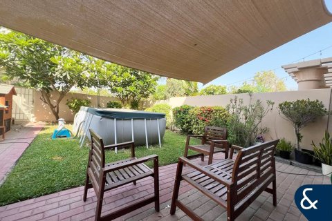 Villa til salg i The Springs, Dubai, UAE 2 soveværelser, 157 kvm № 666325 - foto 19