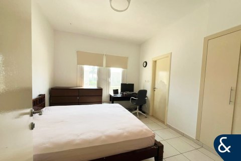 Villa til salg i The Springs, Dubai, UAE 2 soveværelser, 157 kvm № 666325 - foto 14