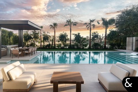 Willa na sprzedaż w Jumeirah Islands, Dubai, ZEA 5 sypialnie, 511 mkw., nr 666323 - zdjęcie 2