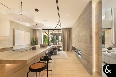 Willa na sprzedaż w Jumeirah Islands, Dubai, ZEA 5 sypialnie, 511 mkw., nr 666323 - zdjęcie 13