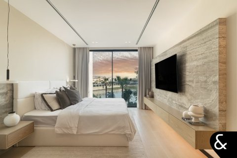 Willa na sprzedaż w Jumeirah Islands, Dubai, ZEA 5 sypialnie, 511 mkw., nr 666323 - zdjęcie 27