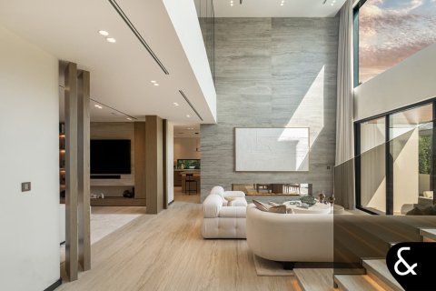 Willa na sprzedaż w Jumeirah Islands, Dubai, ZEA 5 sypialnie, 511 mkw., nr 666323 - zdjęcie 8