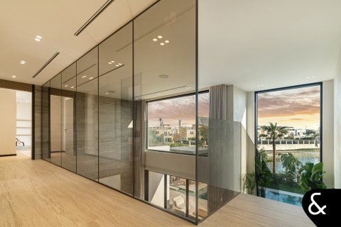Willa na sprzedaż w Jumeirah Islands, Dubai, ZEA 5 sypialnie, 511 mkw., nr 666323 - zdjęcie 25