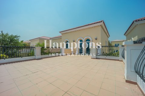 Vila di Jumeirah Park, Dubai, UAE 4 bilik tidur, 510.00030880 meter persegi № 754898 - foto 24