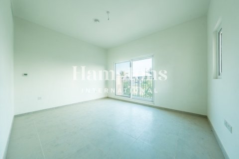 Maison de ville à louer à Dubai Land, Dubai, EAU 4 chambres, 229.09879800 m2 № 754896 - photo 4