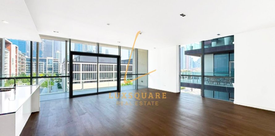 Appartamento a Al Wasl, Dubai, EAU 3 camere da letto, 203 mq. № 769311