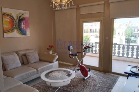 Townhouse in Al Hamra Village, Ras Al Khaimah, UAE 3 bedrooms, 252.5 sq.m. № 719977 - photo 10