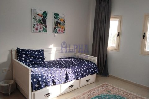 Townhouse in Al Hamra Village, Ras Al Khaimah, UAE 3 bedrooms, 252.5 sq.m. № 719977 - photo 16