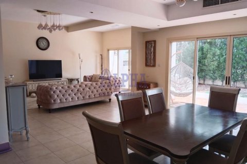 Townhouse in Al Hamra Village, Ras Al Khaimah, UAE 3 bedrooms, 250.8 sq.m. № 719976