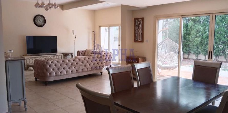 Townhouse in Al Hamra Village, Ras Al Khaimah, UAE 3 bedrooms, 250.8 sq.m. № 719976