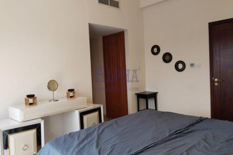 Townhouse in Al Hamra Village, Ras Al Khaimah, UAE 3 bedrooms, 250.8 sq.m. № 719976 - photo 11