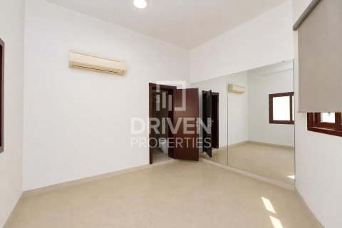 Vila u gradu Palm Jumeirah, Dubai, UAE 5 spavaće sobe, 1261.53 m2 Br. 761660 - Slika 19