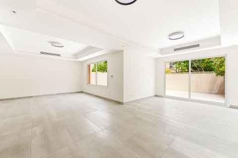 Řadový dům v The Lakes, Dubai, SAE 4 ložnice, 256.69 m² Č.: 750357 - fotografie 5