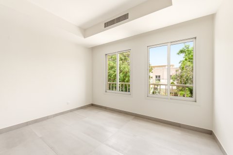 Řadový dům v The Lakes, Dubai, SAE 4 ložnice, 256.69 m² Č.: 750357 - fotografie 8