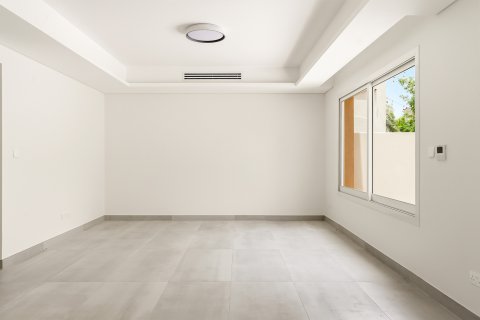 Řadový dům v The Lakes, Dubai, SAE 4 ložnice, 256.69 m² Č.: 750357 - fotografie 6