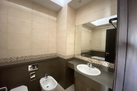Stadthaus zur Miete in Umm Suqeim, Dubai, VAE 5 Schlafzimmer, 443 m2 Nr. 750360 - Foto 4