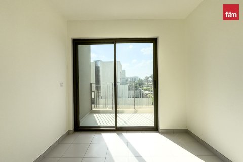 Vilă de închiriat în Dubai, EAU 3 dormitoare, 128.6 mp.  №705683 - poză 11
