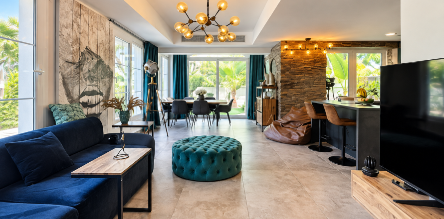 Rekkehus i The Springs, Dubai, Emiratene 2 soverom, 163.88 kvm nr. 768829