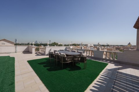 Vila v Al Mushrif, Abu Dhabi, SAE 7 ložnice, 1411.57 m² Č.: 749027 - fotografie 6