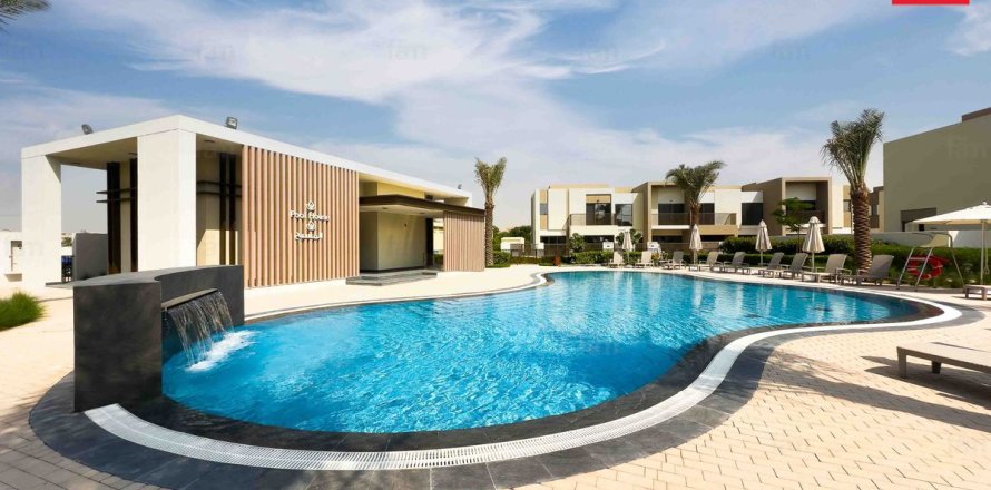 阿联酋 Dubai 联排别墅  3 卧, 16099.9 平方米 , 编号 658951