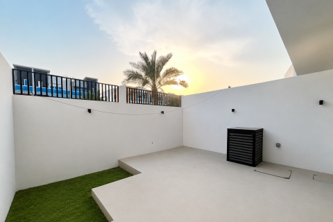Townhouse in Al Furjan, Dubai, UAE 4 bedrooms, 222.97 sq.m. № 768800 - photo 22