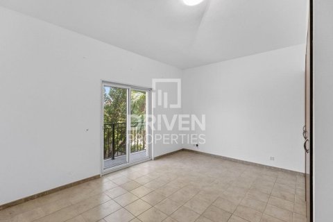 Vila di Dubai Investment Park, UEA 5 kamar tidur, 828.51 m2 nomor 745951 - foto 25