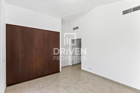 Vila di Dubai Investment Park, UEA 5 kamar tidur, 828.51 m2 nomor 745951 - foto 12