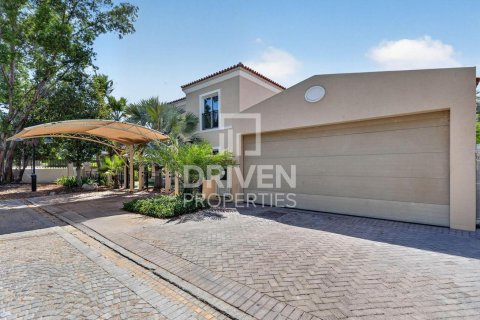 Vila di Dubai Investment Park, UEA 5 kamar tidur, 828.51 m2 nomor 745951 - foto 24