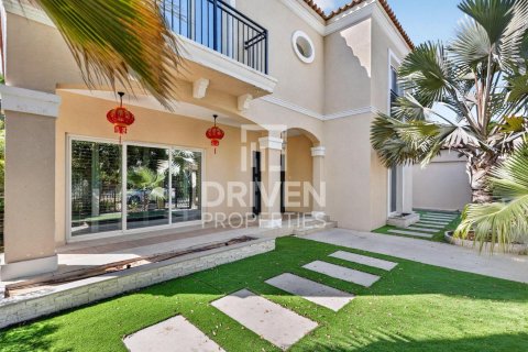 Vila di Dubai Investment Park, UEA 5 kamar tidur, 828.51 m2 nomor 745951 - foto 2