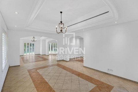 Vila di Dubai Investment Park, UEA 5 kamar tidur, 828.51 m2 nomor 745951 - foto 3