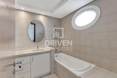 Vila di Dubai Investment Park, UEA 5 kamar tidur, 828.51 m2 nomor 745951 - foto 29