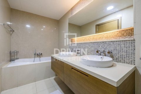 Downtown Dubai (Downtown Burj Dubai), Dubai, UAE의 임대용 아파트 침실 2개, 114.36제곱미터 번호 745945 - 사진 10