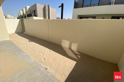 Villa en alquiler en Dubai, EAU 4 dormitorios, 248 m2 № 640585 - foto 15