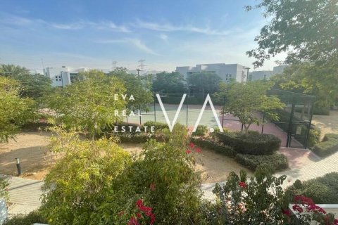 Dubai, UAE의 판매용 타운하우스 침실 3개, 187.19제곱미터 번호 728325 - 사진 9