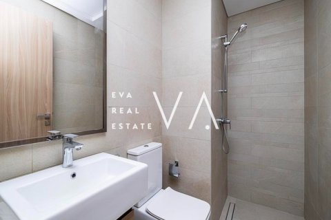 Apartment til salg i Meydan, Dubai, UAE 2 soveværelser, 67.82 kvm № 728322 - foto 2