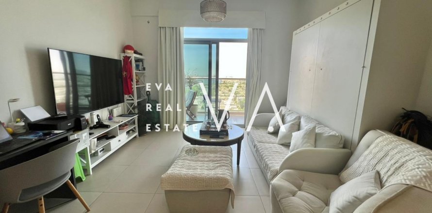 Wohnung in Greens, Dubai, VAE: 1 Zimmer, 71.72 m2 Nr. 728324
