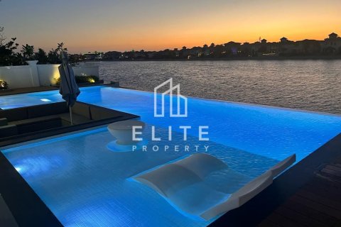 Müüa villa asukohaga Palm Jumeirah, Dubai, AÜE: 5 magamistoaga, 622 m² Nr 736327 - pilt 5