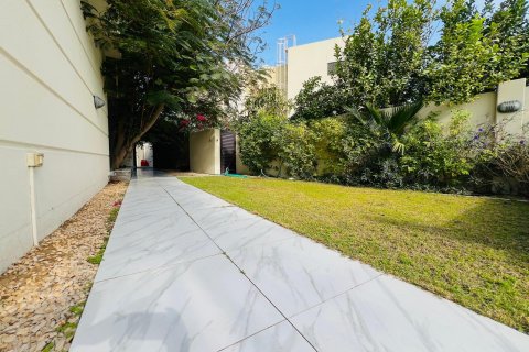 Dubai, संयुक्त अरब अमीरात में टाउनहाउस, 4 बेडरूम, 251 वर्ग मीटर, संख्या 696135 - फ़ोटो 2