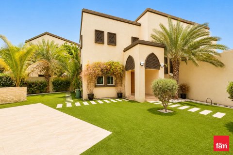 Villa i Jumeirah Park, Dubai, Emiratene 3 soverom, 550.7 kvm nr. 710686