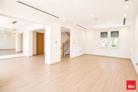 Villa till försäljning i Jumeirah Park, Dubai, UAE 3 sovrum, 550.7 kvm Nr. 710686 - fotografi 7