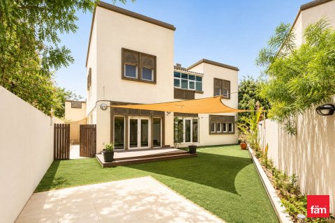 Villa till försäljning i Jumeirah Park, Dubai, UAE 3 sovrum, 550.7 kvm Nr. 710686 - fotografi 20