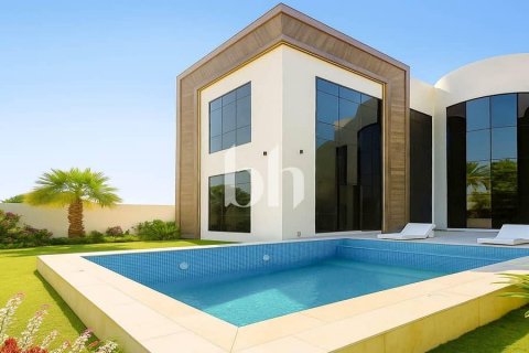 Villa para arrendamento em Nadd Al Sheba, Dubai, EAU 6 quartos, 2787 m2 № 642572 - foto 27