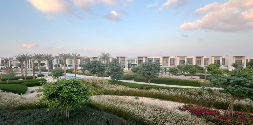 Huvila The Valley, Dubai, Arabiemiraatit 4 makuuhuonetta, 261 m2 № 686934