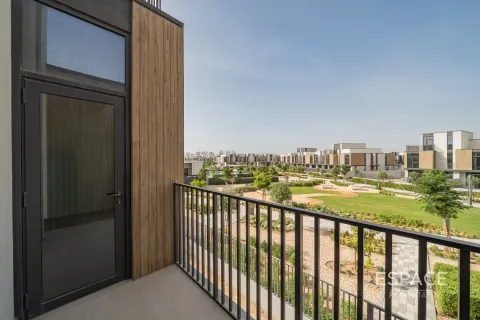 Vilă de închiriat în Mudon, Dubai, EAU 3 dormitoare, 206 mp.  №661199 - poză 16