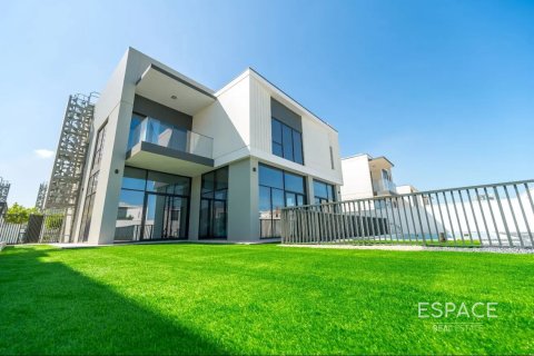 Vila v Al Furjan, Dubai, SAE 4 spálne, 380 m2 č. 661198 - Fotografia 1