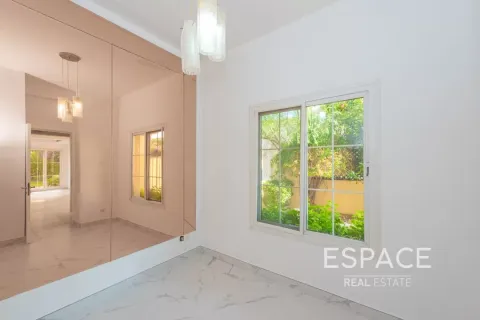 Villa zur Miete in The Springs, Dubai, VAE 3 Schlafzimmer, 209 m2 Nr. 661202 - Foto 8