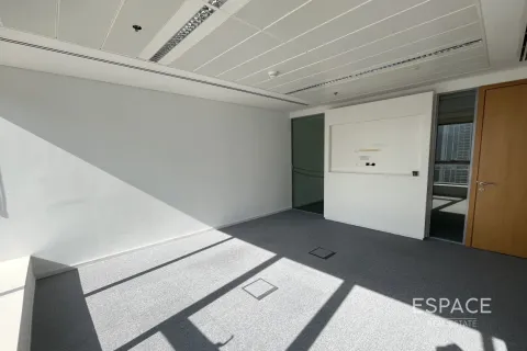 Büroraum zur Miete in Jumeirah Lake Towers, Dubai, VAE 107 m2 Nr. 661200 - Foto 3