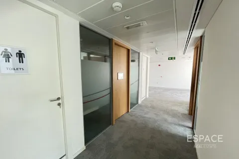 Büroraum zur Miete in Jumeirah Lake Towers, Dubai, VAE 107 m2 Nr. 661200 - Foto 4