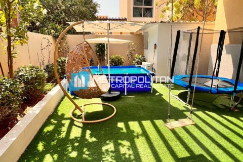 Villa itt: Al Raha Gardens, Abu Dhabi, EAE, 3 hálószoba, 360.9 m², azonosító: 662171 - fénykép 6